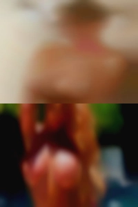 I'm very professionol women nude anddiscreet.