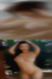 I horny woman thirties don't generally nude eat cookies in bed.